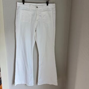 GAP  Jeans Women's‎ '70s Flare High Rise Jeans in White Size 32/14R
